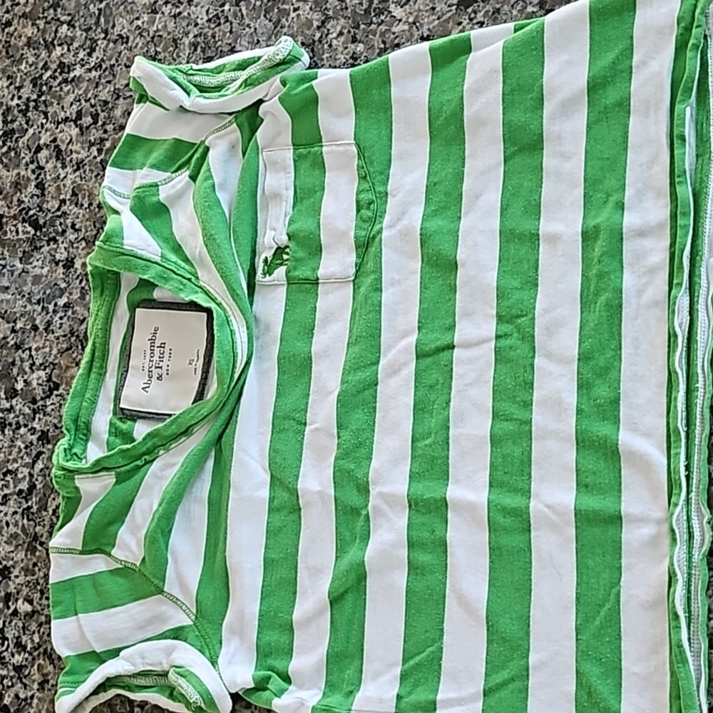 Abercrombie and fitch crop top ladies extra small